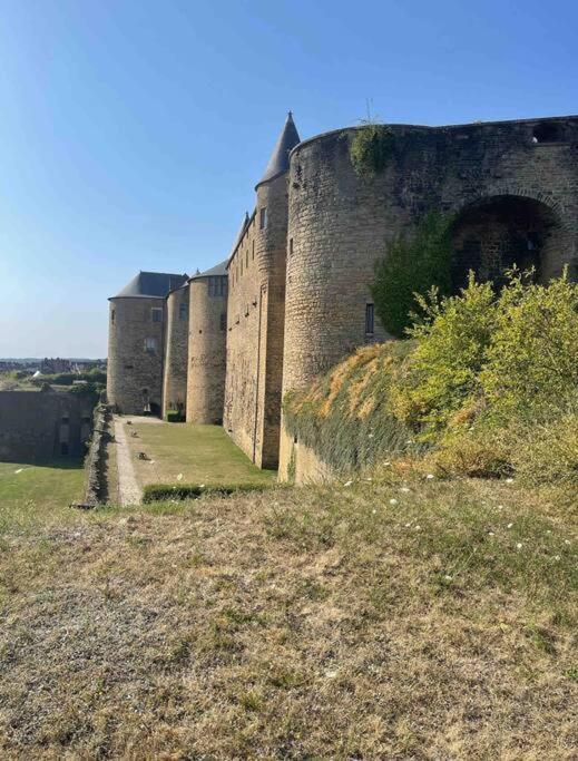 Loft De Charme Avec Terrasse Et Jardin Au Fort D'Asfeld Sedán Exterior foto